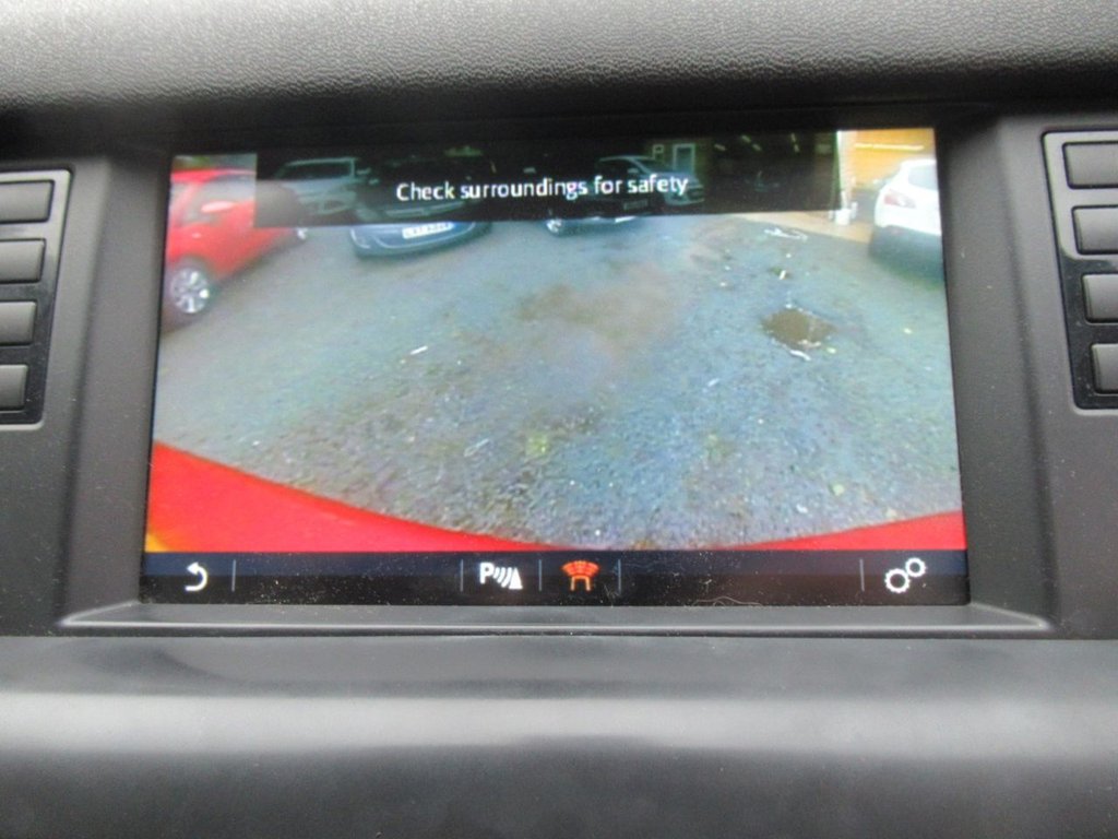 Used Land Rover Discovery Sport 2015 for sale - 75985779: Photo 46