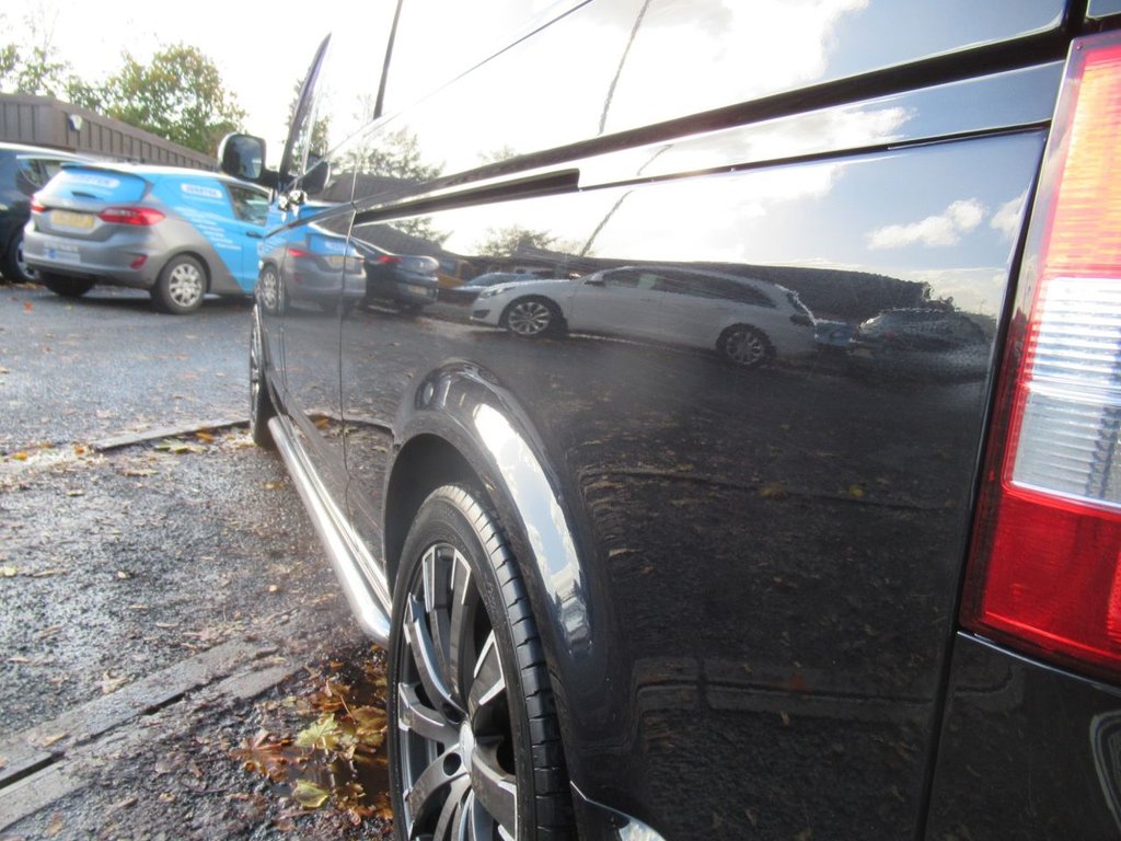 Used Volkswagen Transporter 2015 for sale - 76520427: Photo 11