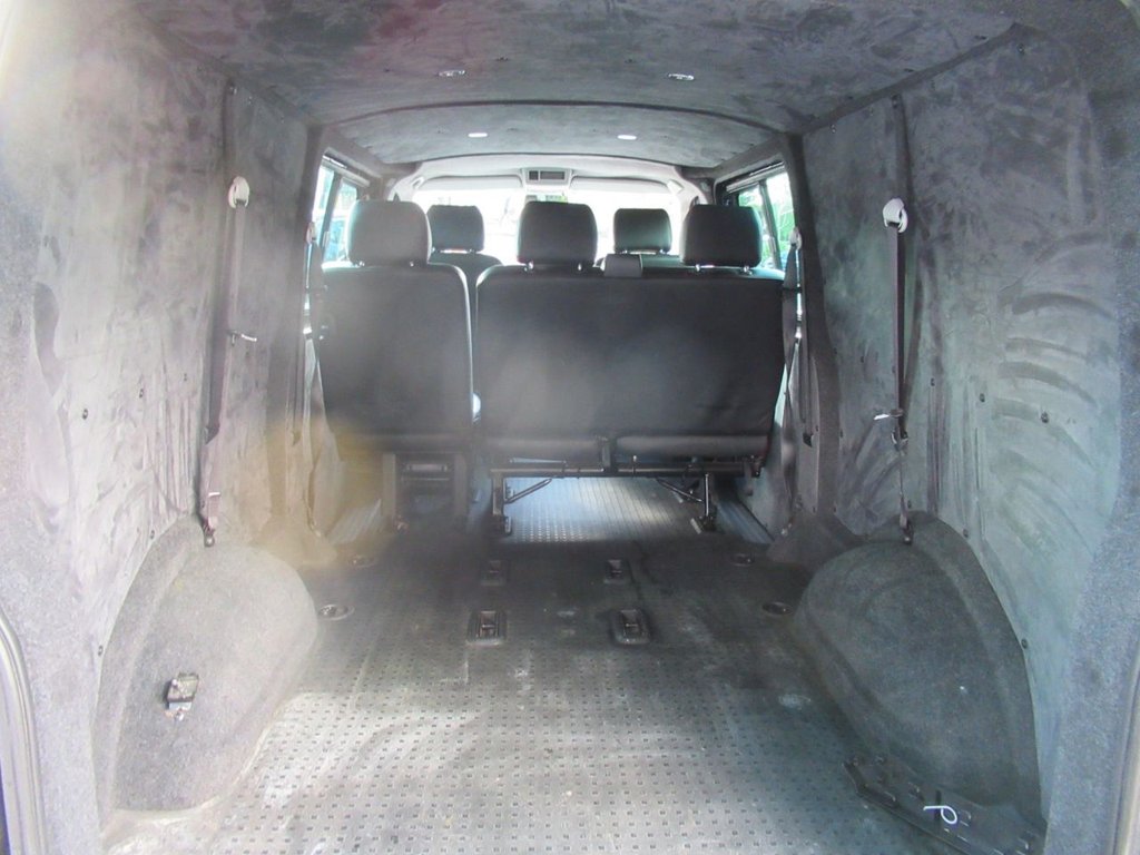 Used Volkswagen Transporter 2015 for sale - 76520427: Photo 44