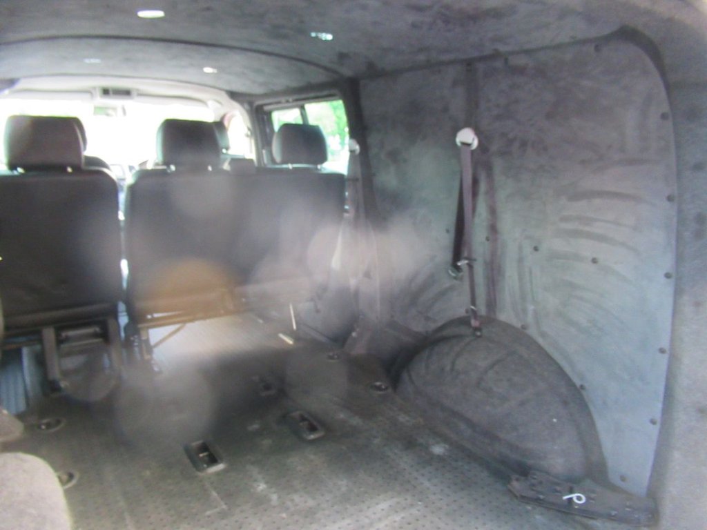 Used Volkswagen Transporter 2015 for sale - 76520427: Photo 48