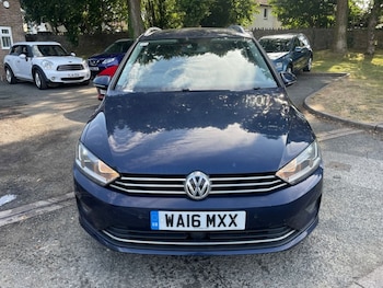 Used Volkswagen Golf SV 2016 for sale - 79345378: Photo