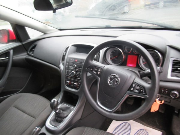 Used Vauxhall Astra 2015 for sale - 75596410: Photo 7