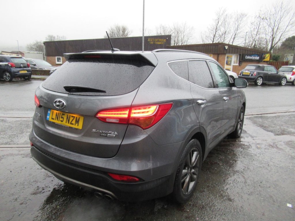 Used Hyundai Santa Fe 2015 for sale - 77007440: Photo 10
