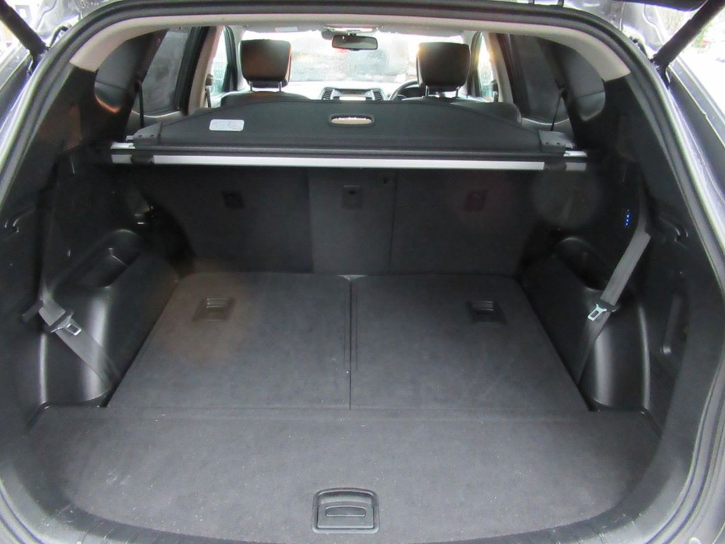 Used Hyundai Santa Fe 2015 for sale - 77007440: Photo 15