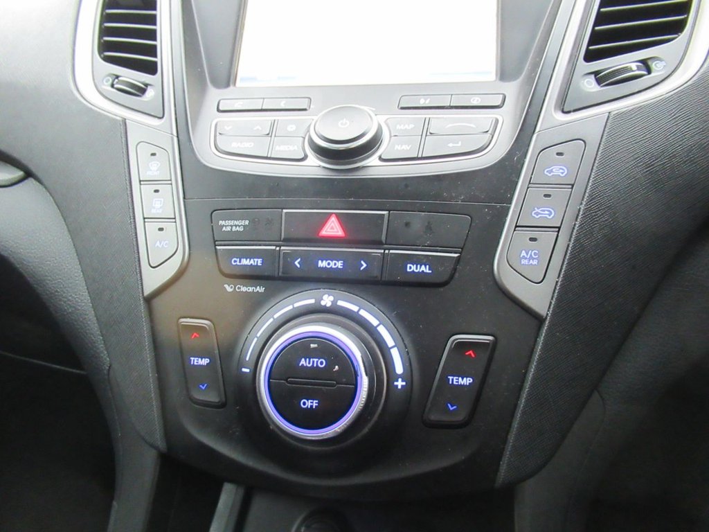 Used Hyundai Santa Fe 2015 for sale - 77007440: Photo 19