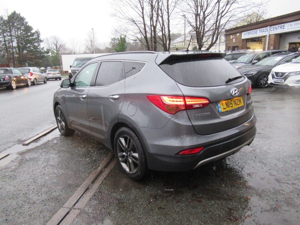Used Hyundai Santa Fe 2015 for sale - 77007440: Photo 8
