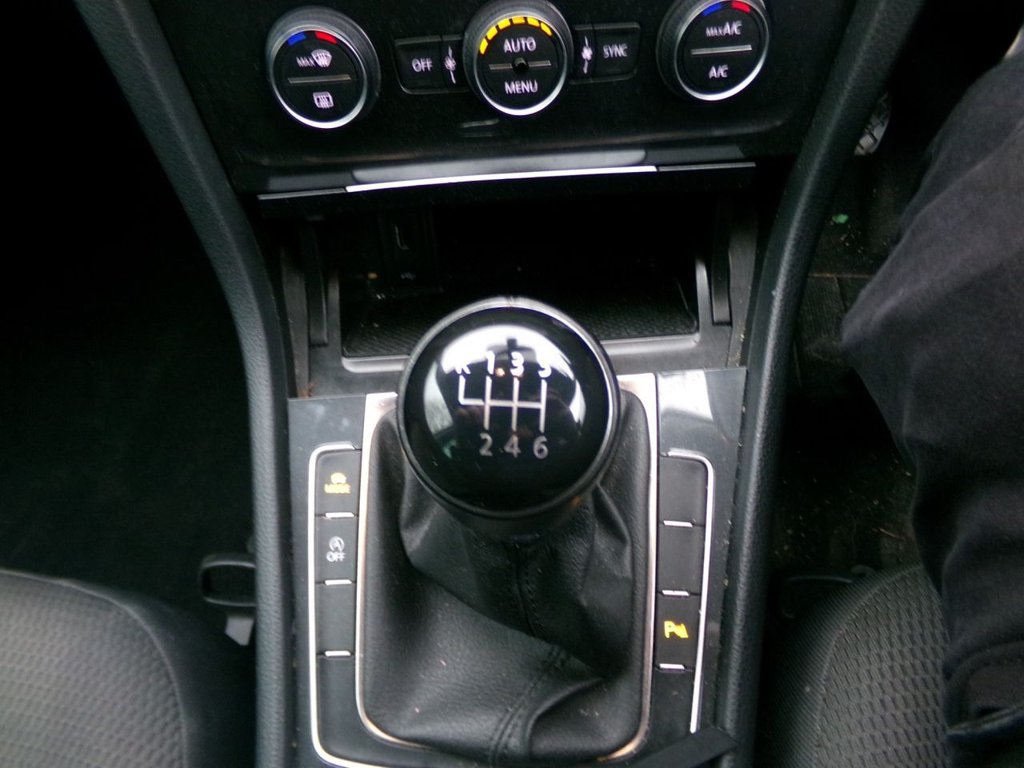 Used Volkswagen Golf 2020 for sale - 76797742: Photo 12