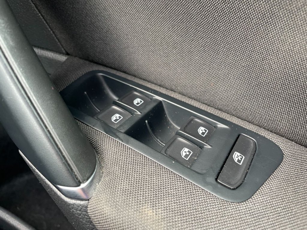 Used Volkswagen Golf 2020 for sale - 76797742: Photo 30