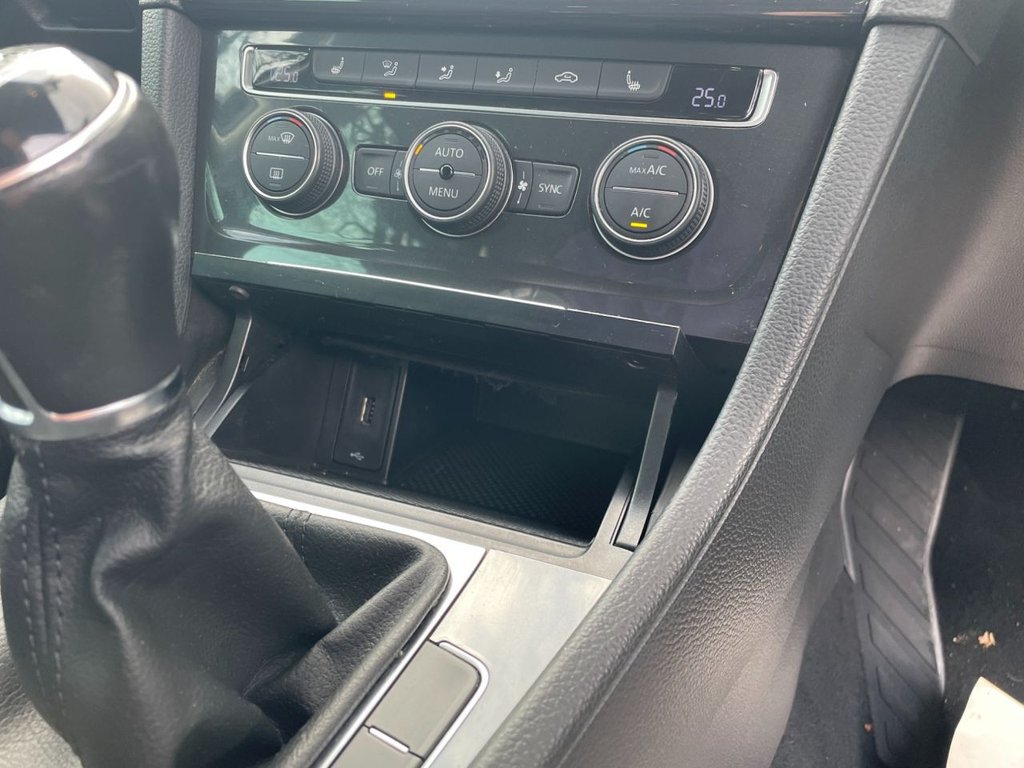 Used Volkswagen Golf 2020 for sale - 76797742: Photo 35