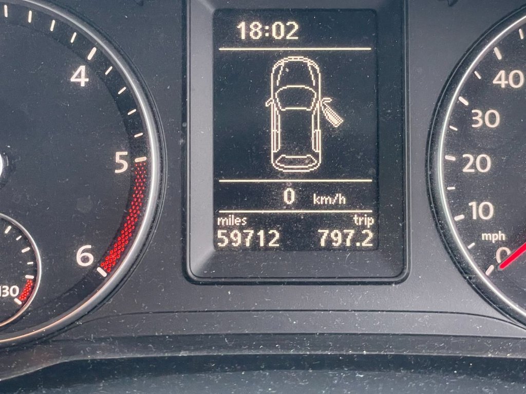 Used Volkswagen Golf Plus 2010 for sale - 77520730: Photo 14