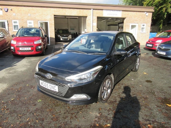Used Hyundai i20 2015 for sale - 76210424: Photo 11