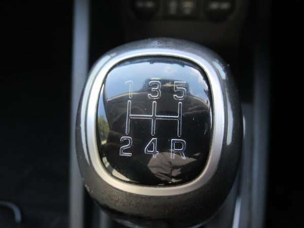 Used Hyundai i20 2015 for sale - 76210424: Photo 26