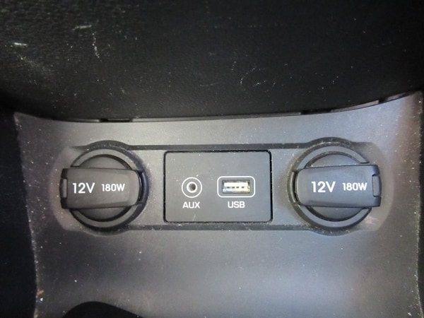 Used Hyundai i20 2015 for sale - 76210424: Photo 27