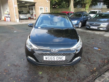Used Hyundai i20 2015 for sale - 76210424: Photo 4