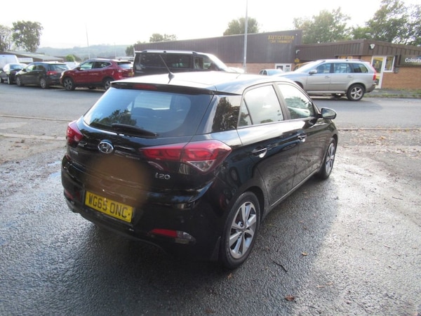 Used Hyundai i20 2015 for sale - 76210424: Photo 7