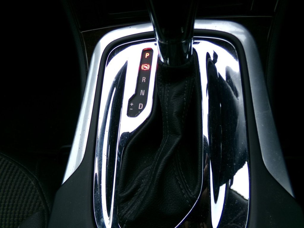 Used Vauxhall Insignia 2011 for sale - 76482219: Photo 25