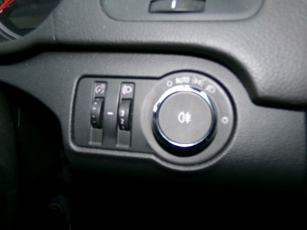 Used Vauxhall Insignia 2011 for sale - 76482219: Photo 29