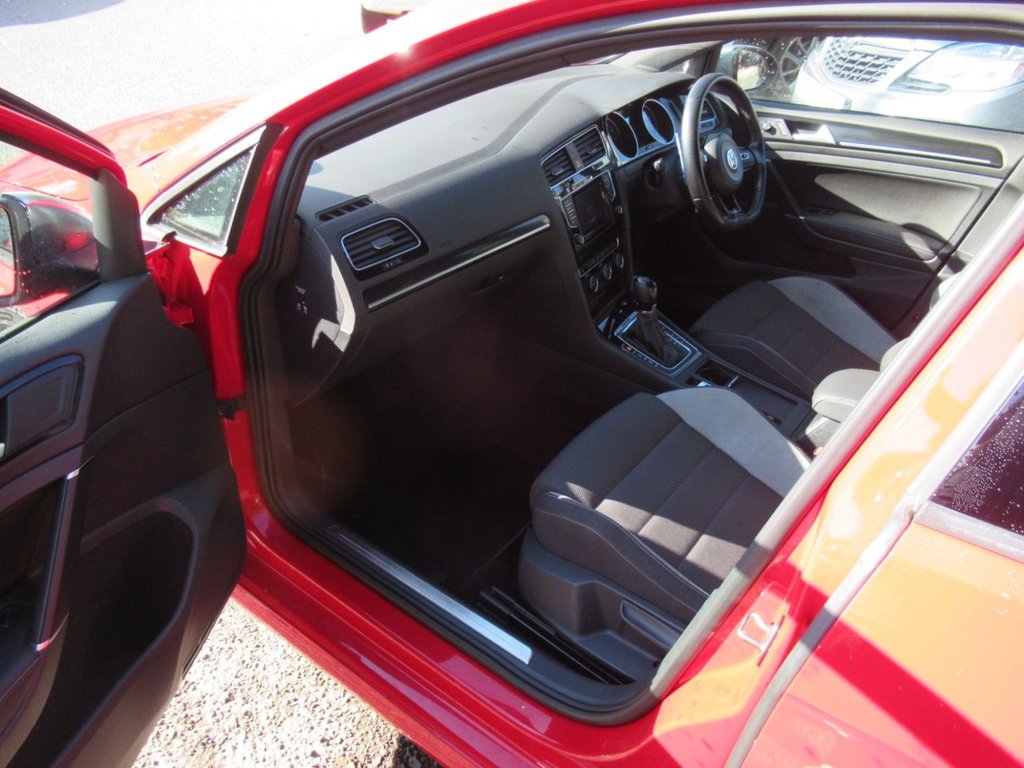 Used Volkswagen Golf 2015 for sale - 76266932: Photo 19