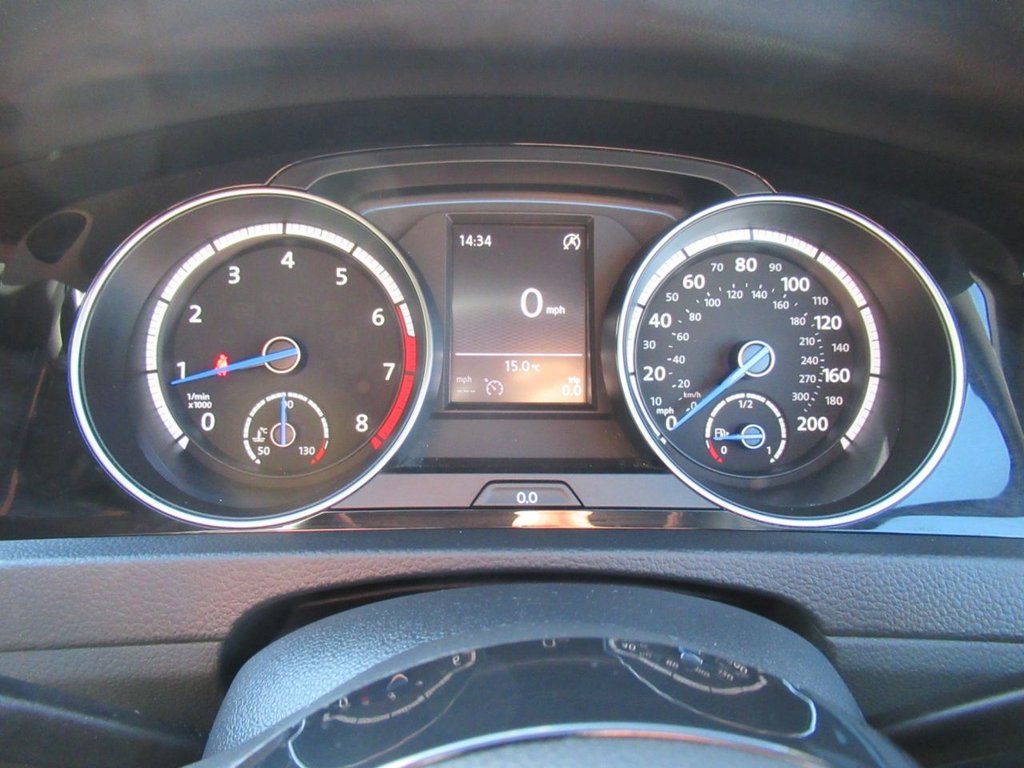 Used Volkswagen Golf 2015 for sale - 76266932: Photo 36