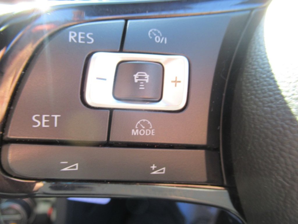 Used Volkswagen Golf 2015 for sale - 76266932: Photo 43
