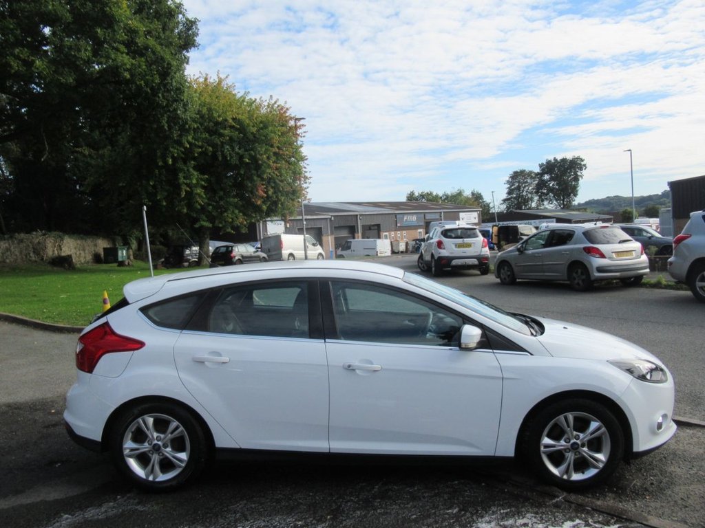 Used Ford Focus 2012 for sale - 76039860: Photo 11