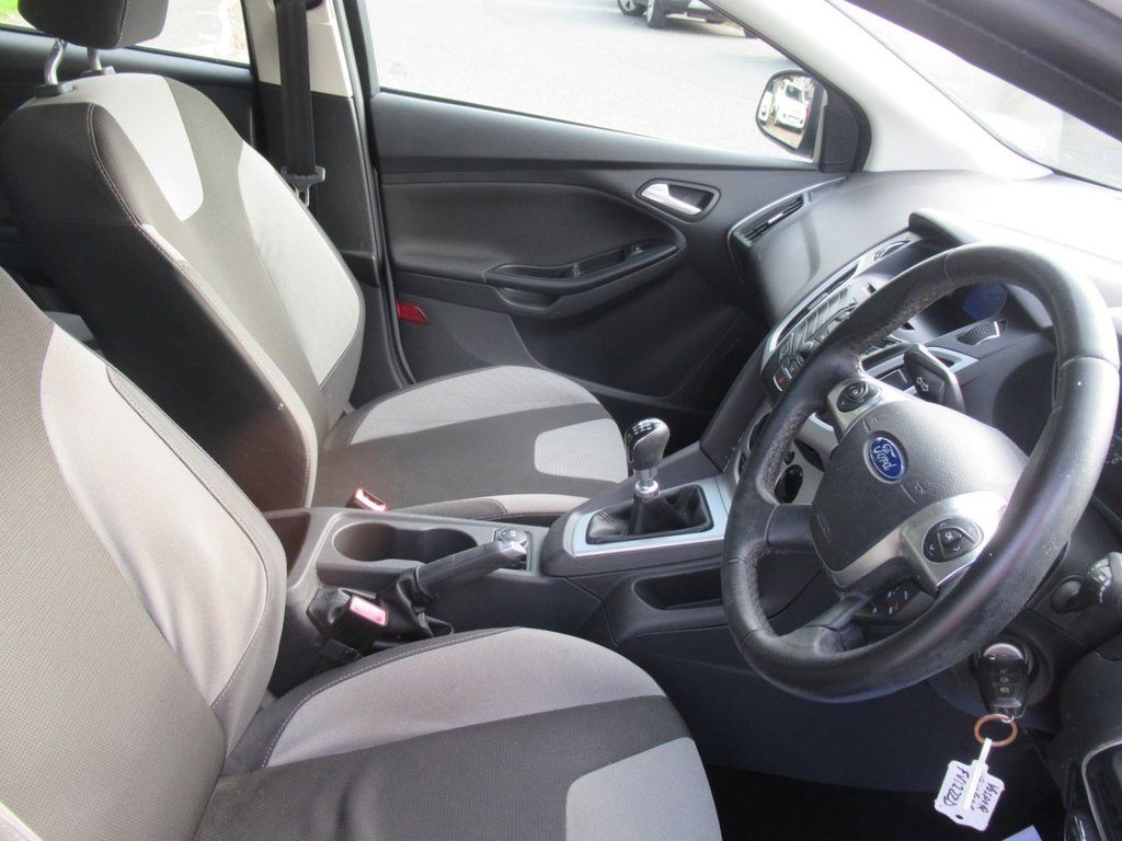 Used Ford Focus 2012 for sale - 76039860: Photo 15