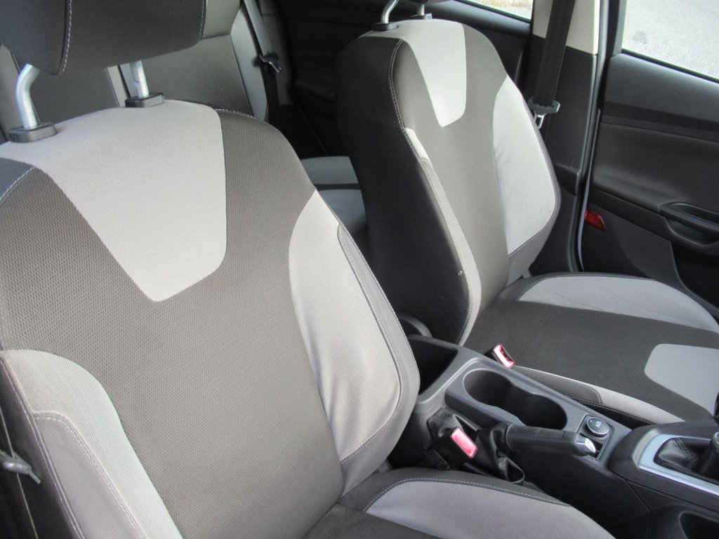 Used Ford Focus 2012 for sale - 76039860: Photo 16