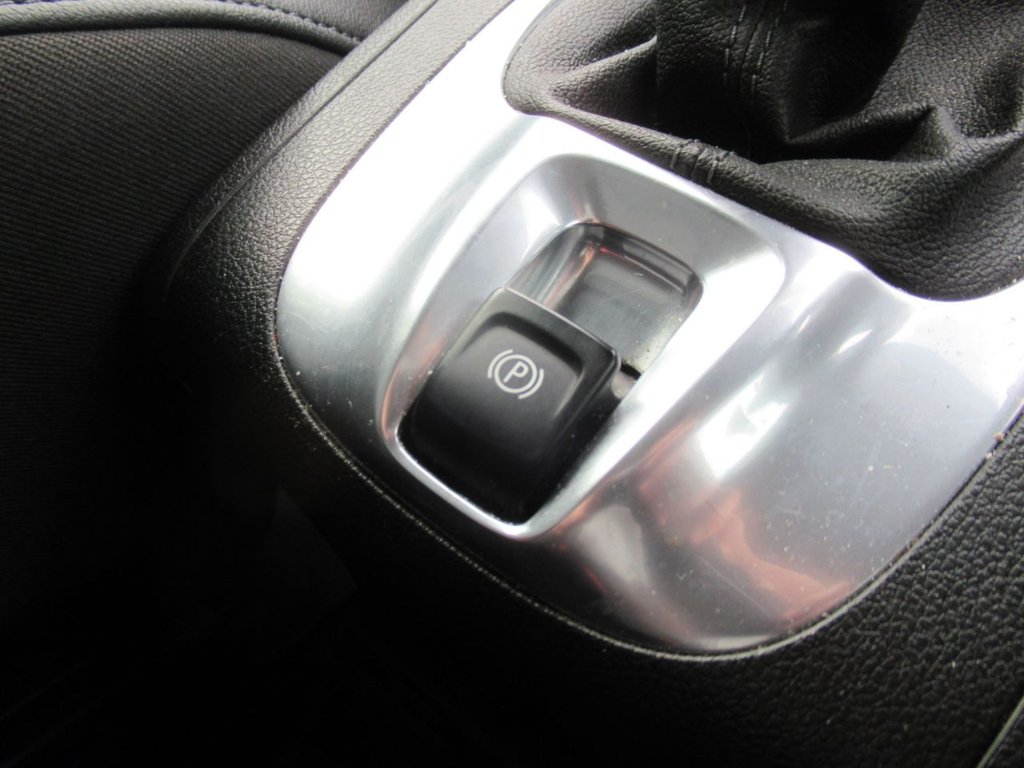 Used Vauxhall Meriva 2015 for sale - 76132520: Photo 19