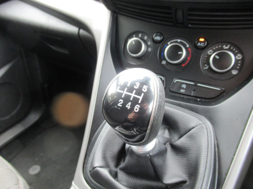 Used Ford Kuga 2015 for sale - 76417497: Photo 15