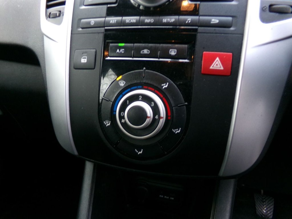 Used Kia Venga 2012 for sale - 76900991: Photo 13