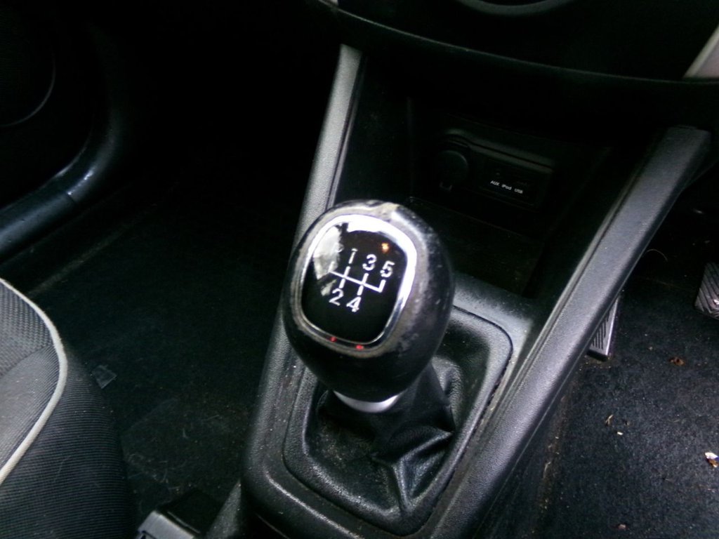 Used Kia Venga 2012 for sale - 76900991: Photo 14