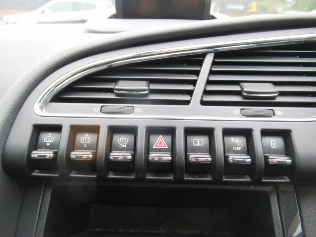 Used Peugeot 3008 2014 for sale - 75985829: Photo 24