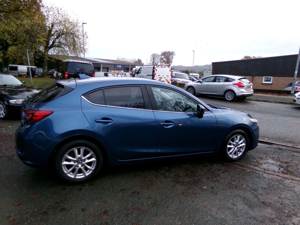 Used Mazda Mazda3 2017 for sale - 76559337: Photo 11