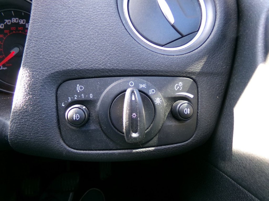 Used Ford Mondeo 2014 for sale - 76632277: Photo 27