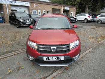 Used Dacia Sandero Stepway 2014 for sale - 76210448: Photo 4