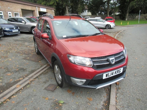Used Dacia Sandero Stepway 2014 for sale - 76210448: Photo 5