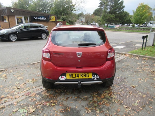Used Dacia Sandero Stepway 2014 for sale - 76210448: Photo 8