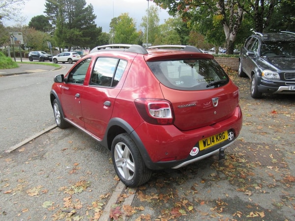 Used Dacia Sandero Stepway 2014 for sale - 76210448: Photo 9