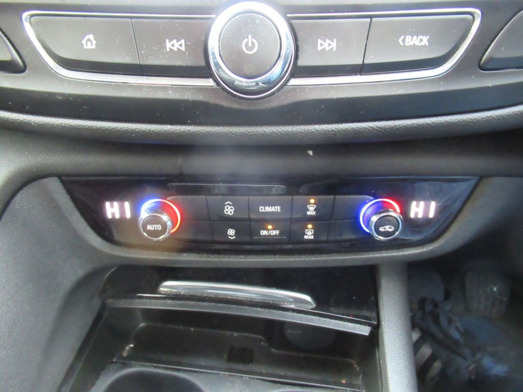 Used Vauxhall Insignia 2017 for sale - 76185648: Photo 24