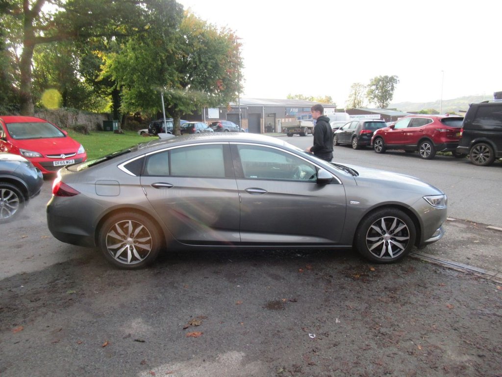 Used Vauxhall Insignia 2017 for sale - 76185648: Photo 6