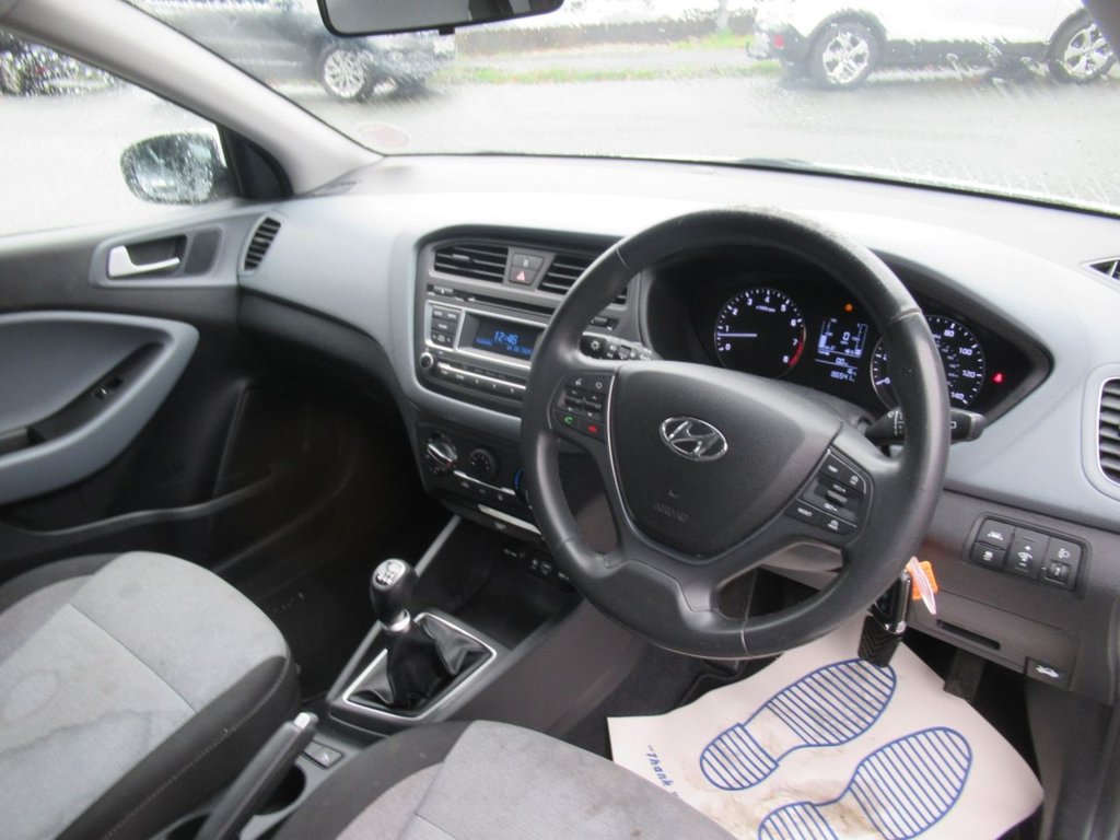 Used Hyundai i20 2015 for sale - 76118928: Photo 14