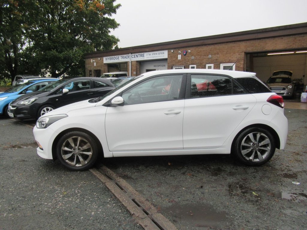 Used Hyundai i20 2015 for sale - 76118928: Photo 6