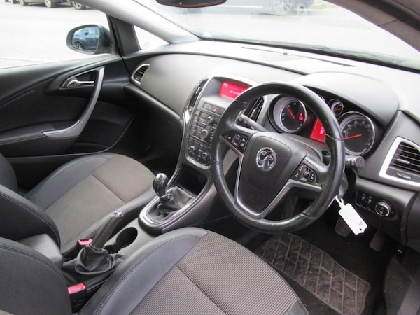 Used Vauxhall Astra 2013 for sale - 76210458: Photo 13