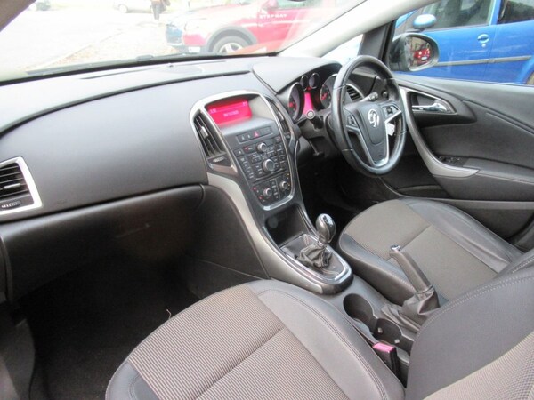 Used Vauxhall Astra 2013 for sale - 76210458: Photo 19