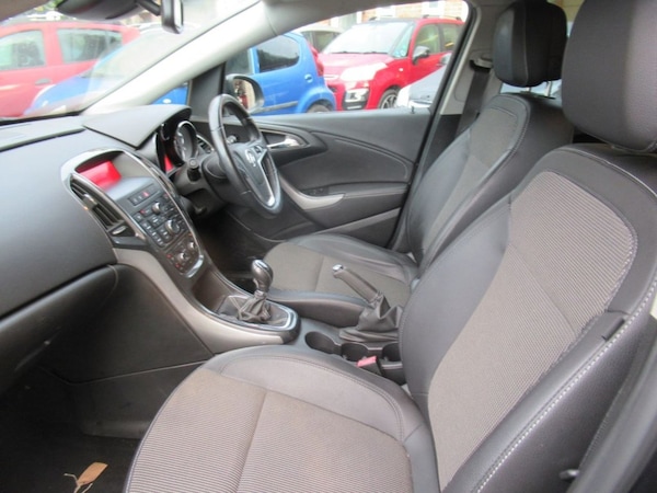 Used Vauxhall Astra 2013 for sale - 76210458: Photo 20