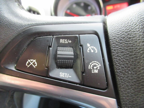 Used Vauxhall Astra 2013 for sale - 76210458: Photo 26