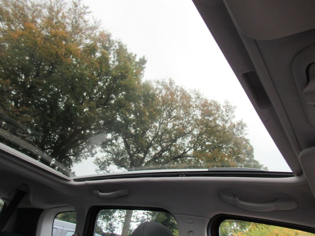 Used Citroen C3 Picasso 2016 for sale - 76430406: Photo 17