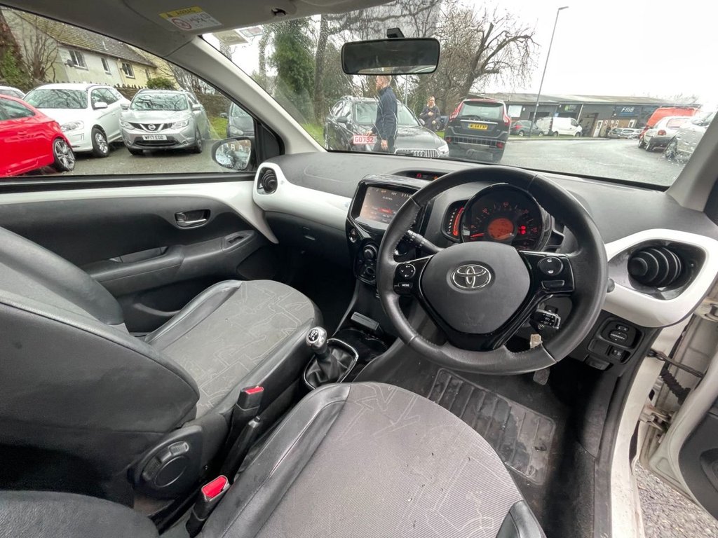 Used Toyota AYGO 2014 for sale - 77563760: Photo 14