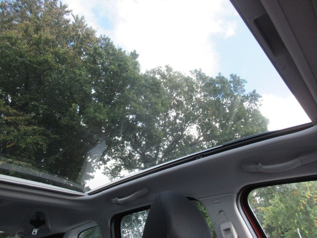 Used Citroen C3 Picasso 2016 for sale - 76210383: Photo 26