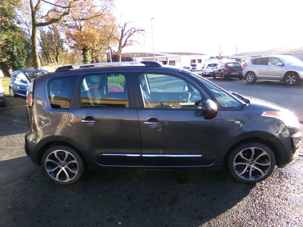 Used Citroen C3 Picasso 2016 for sale - 76798073: Photo 6